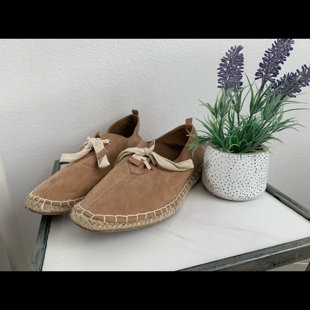 Spanish espadrilles style shoes